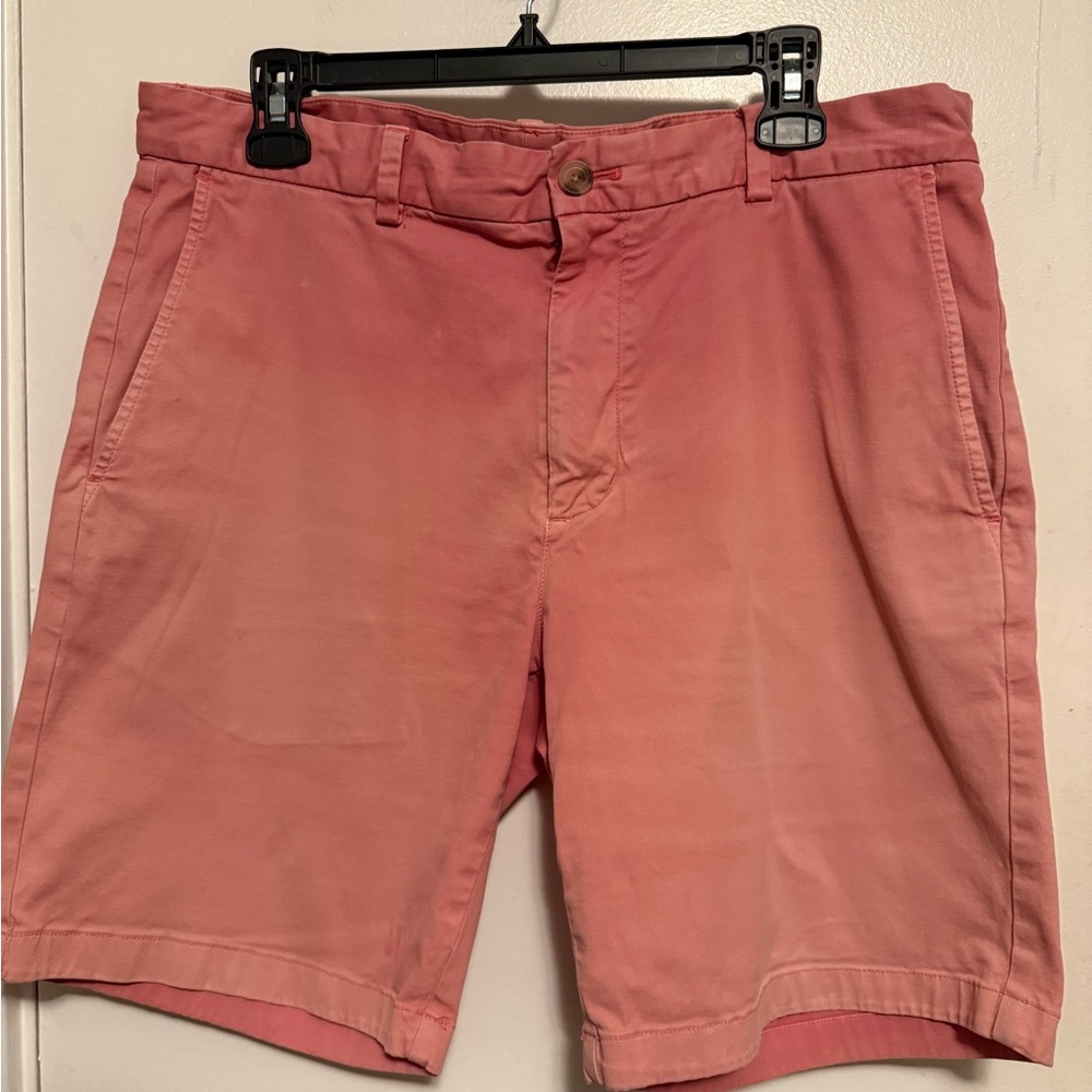 Men's Pink Shorts‎